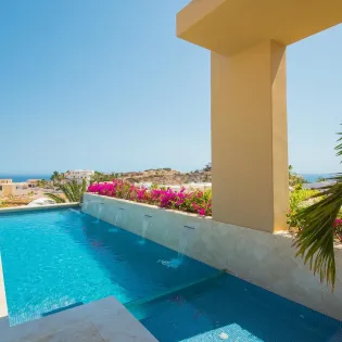 7 exterior villa pacific west