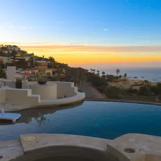 7 exterior villa perla