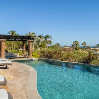 7 exterior villa vista al mar