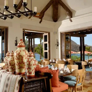 7 hacienda beach club and residences restaurant
