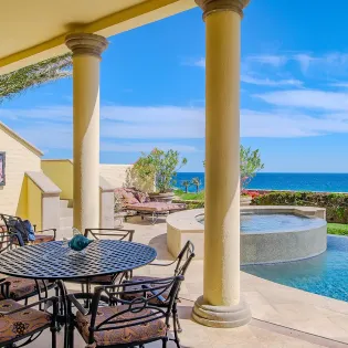 7 villa golondrina exterior