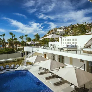 8 exterior casa aqua blanca
