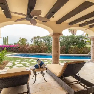 8 exterior casa jojo