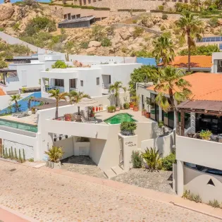 8 exterior casa nolia