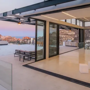 8 exterior villa chavez