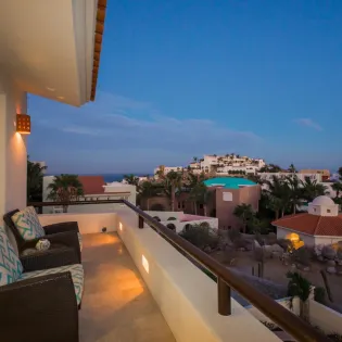 8 exterior villa danzeland