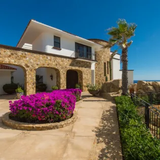8 exterior villa grande