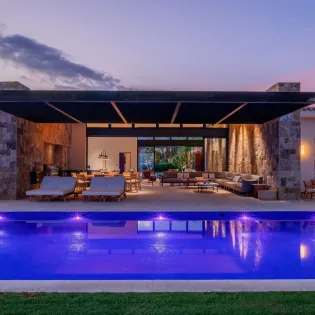 8 exterior villa saguaro
