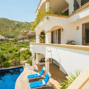 8 exterior villa victoria 29