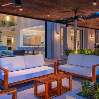 82 villa mareas patio 1