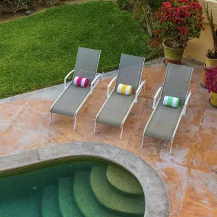 84 villa mariposa patio