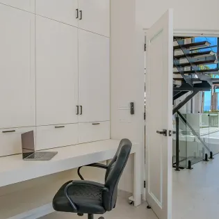 87 villa mareas office