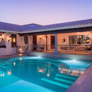 9 exterior casa brooks