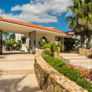 9 exterior villa grande