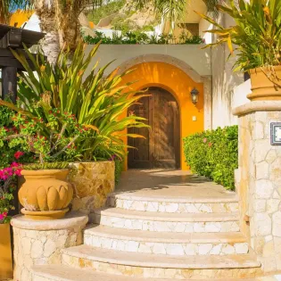9 exterior villa las flores