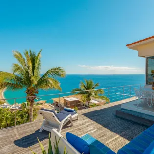 9 exterior villa miramar
