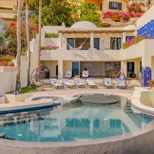 9 villa perla pool5