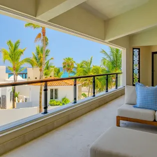 casa manta balcony 11