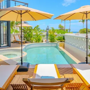 casa manta poolside 9
