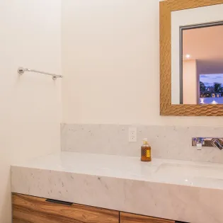 villa persia terrace bathroom