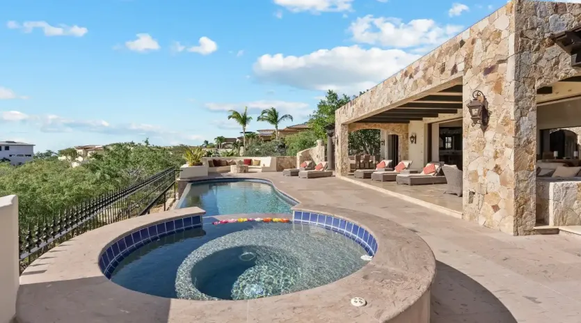 1 exterior casa kay