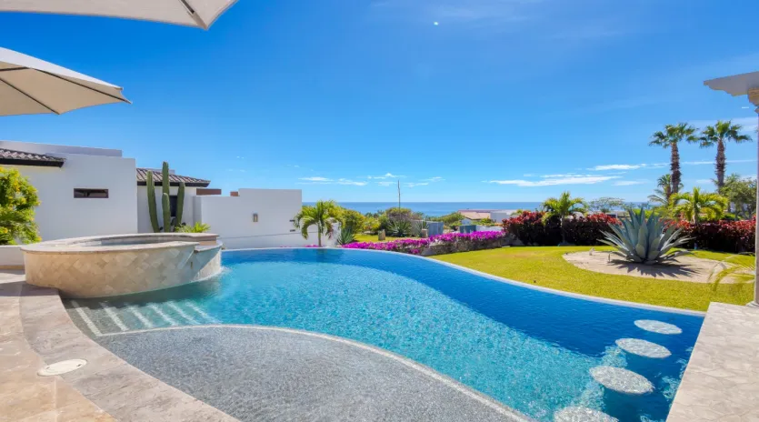 1 exterior casa micana
