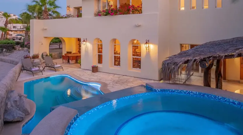 1 exterior villa de la luz