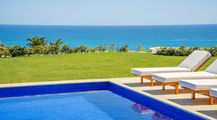 1 exterior villa saguaro