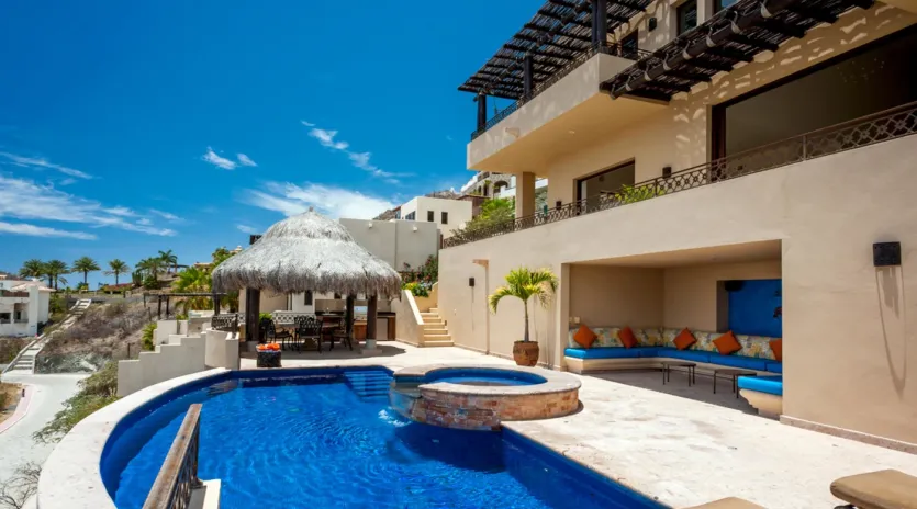1 exterior villa sebastian