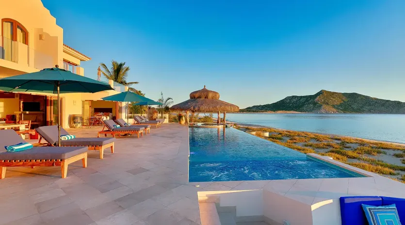 1 vllla bahia de los frailes pool