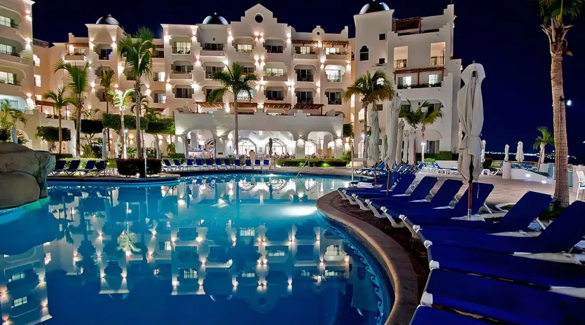 11 pueblo bonito los cabos pool night