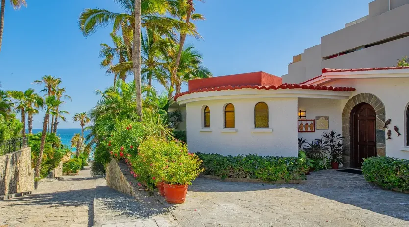 15 exterior casa bugambilia