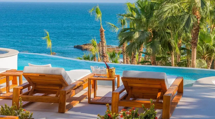 16 villa mareas patio 1