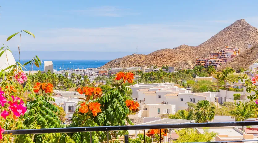 2 casa toro beach