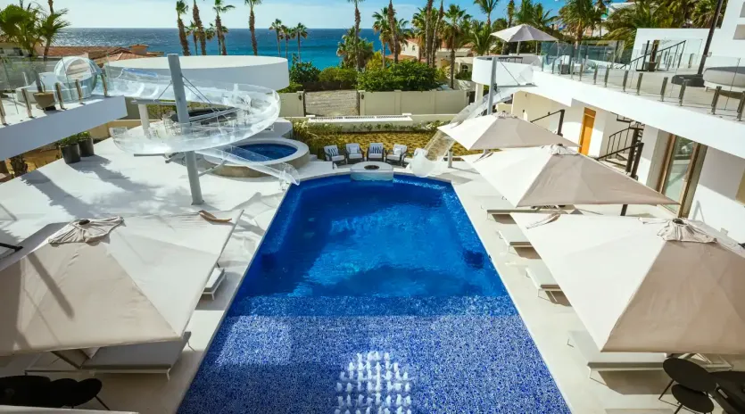 2 exterior casa aqua blanca