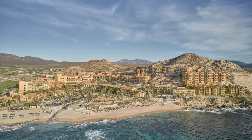 2 exterior grand fiesta americana los cabos