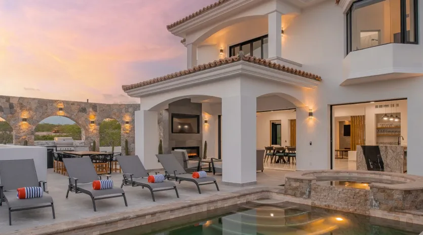 2 exterior villa bella vida