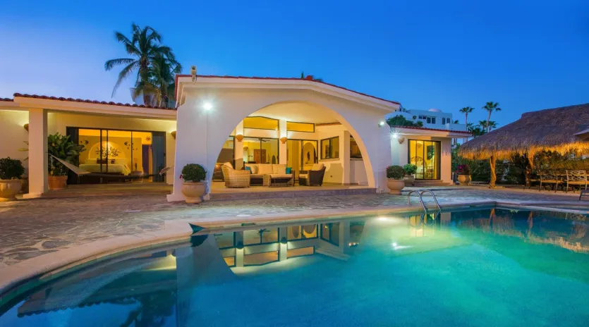 2 exterior villa costa brava