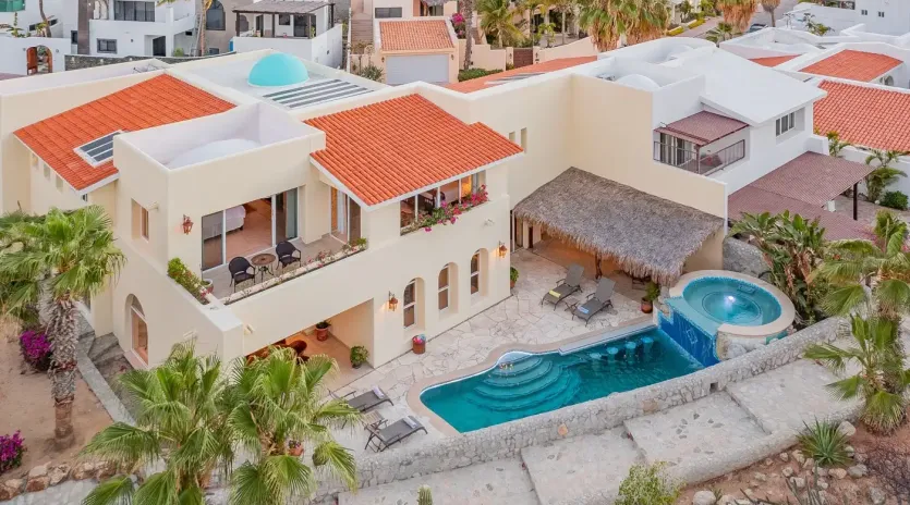 2 exterior villa de la luz