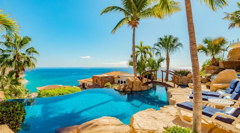 2 exterior villa miramar