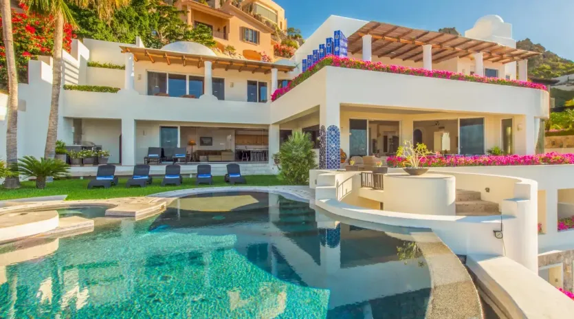 2 exterior villa perla