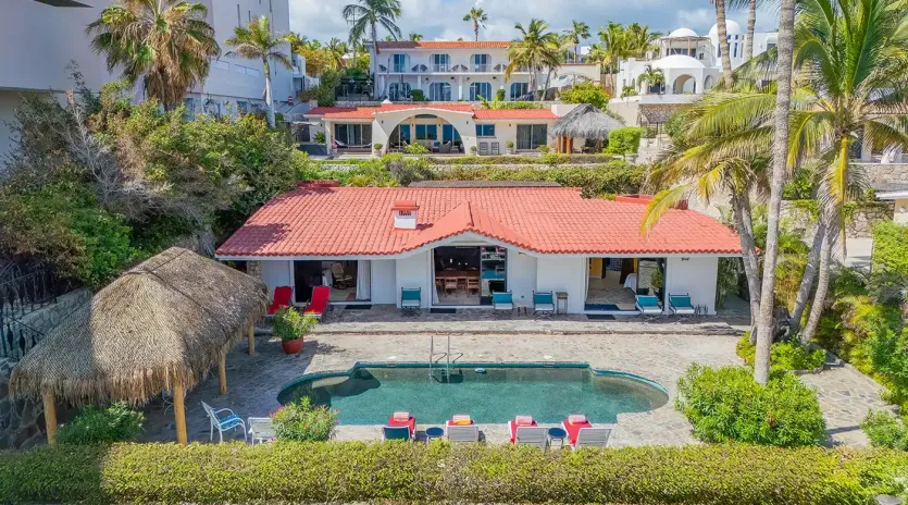 2 patio casa bugambilia