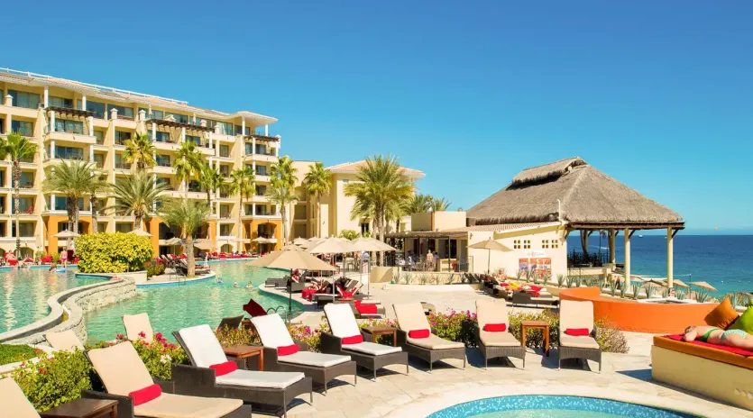 3 casa dorada los cabos resortpool