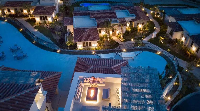 3 exterior live aqua private residences