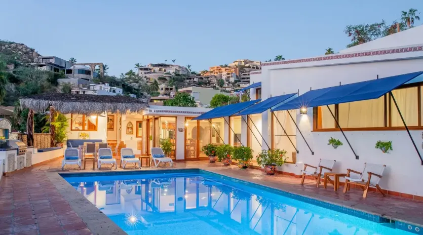 3 exterior villa carolina