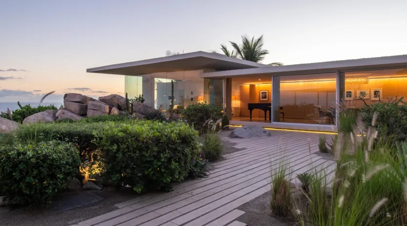 3 exterior villa finisterra