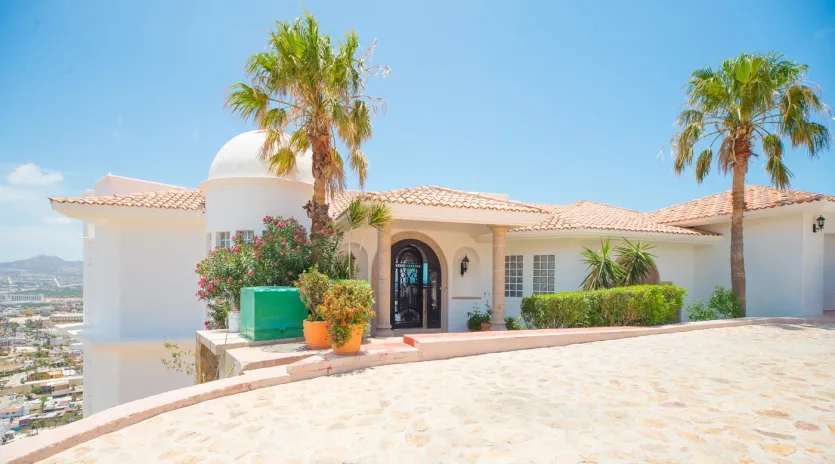 3 exterior villa leonetti