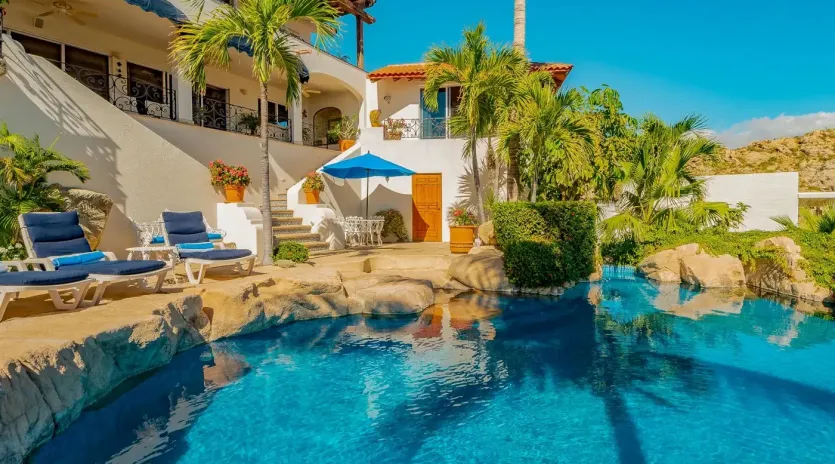 3 exterior villa miramar
