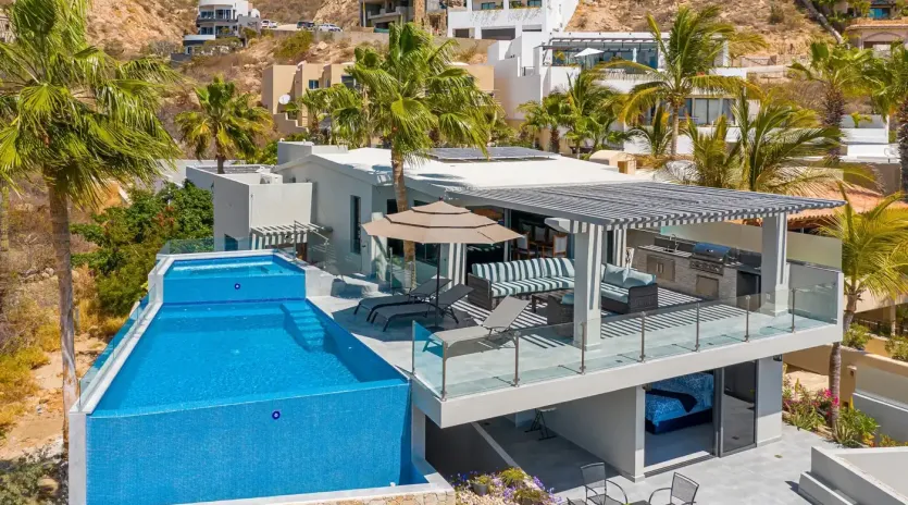 3 exterior villa nazar