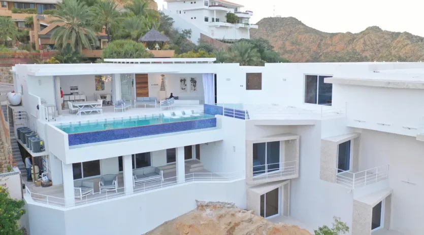 3 exterior villa tanzanita de law